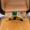 Bague émeraude en or jaune '60