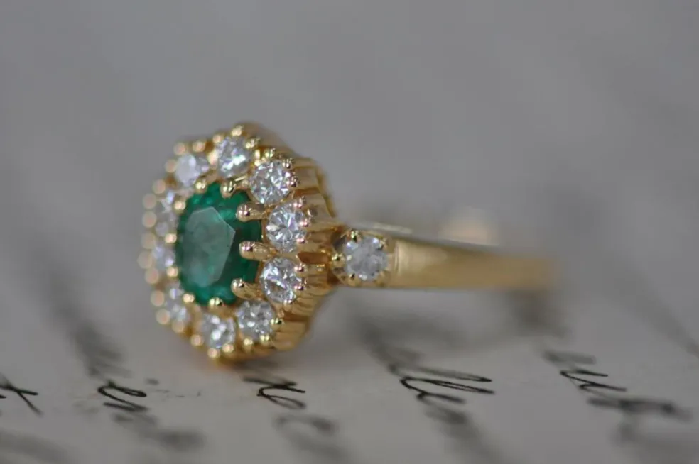 Bague émeraude et diamant