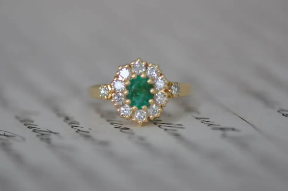 Bague émeraude et diamant