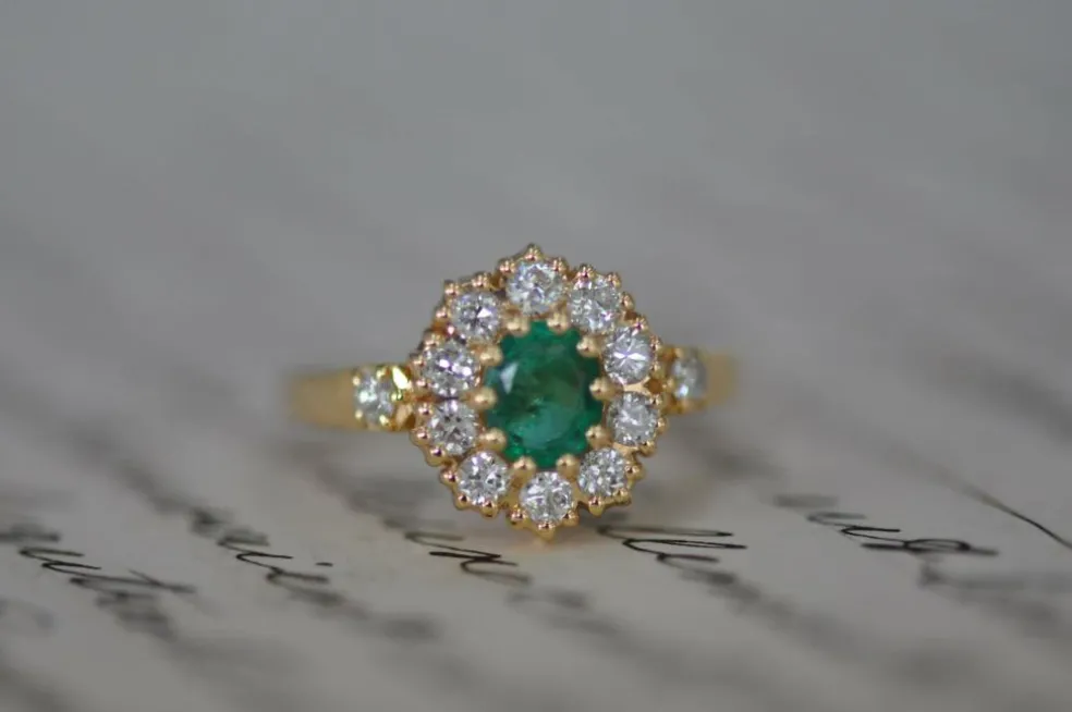 Bague émeraude et diamant