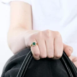 Bague émeraude et diamants