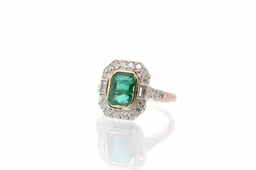 Bague émeraude et diamants en platine et or rose