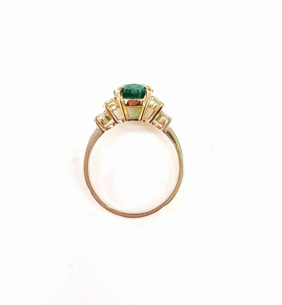 Bague émeraude et diamants