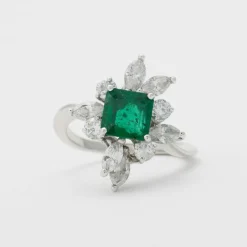 Bague émeraude et diamants