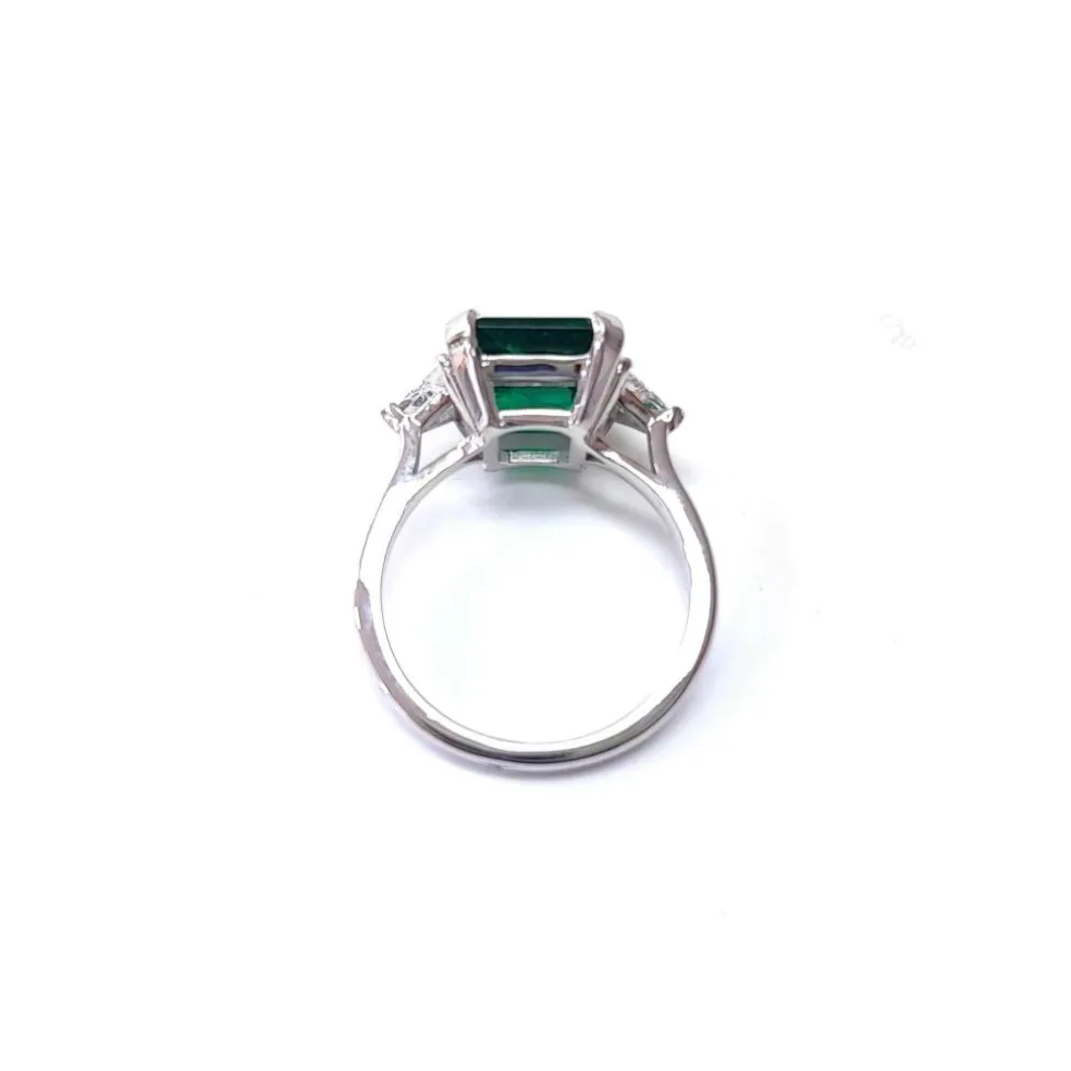 Bague émeraude et diamants