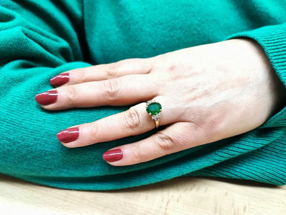 Bague émeraude et diamants