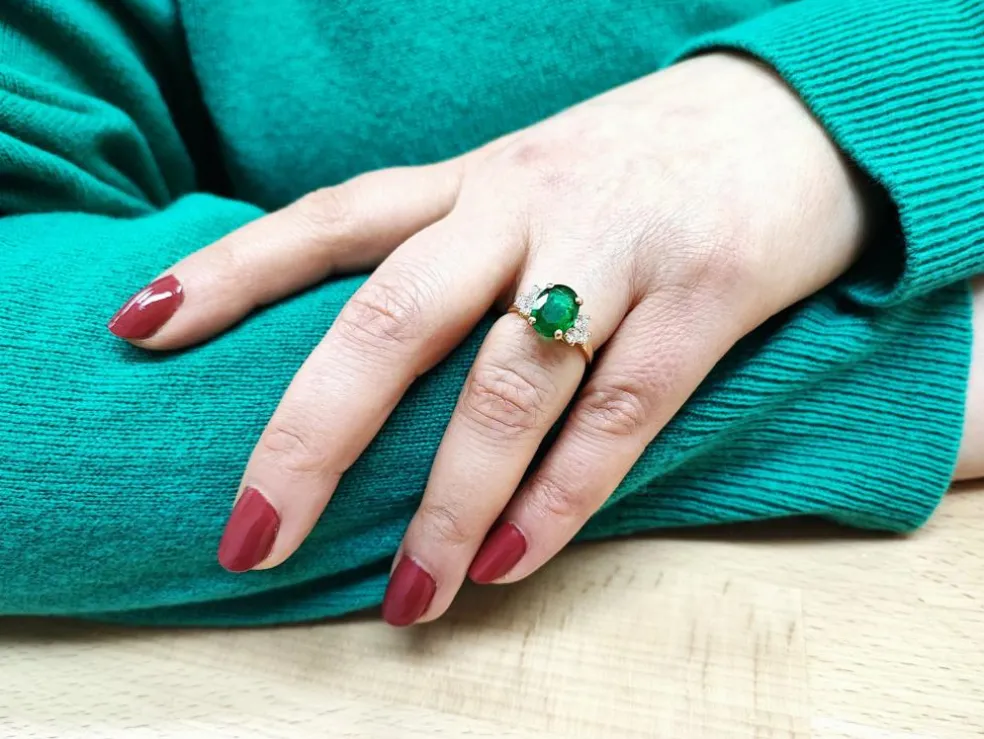 Bague émeraude et diamants