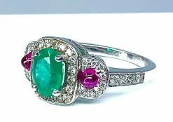 Bague émeraude rubis diamants