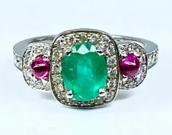 Bague émeraude rubis diamants