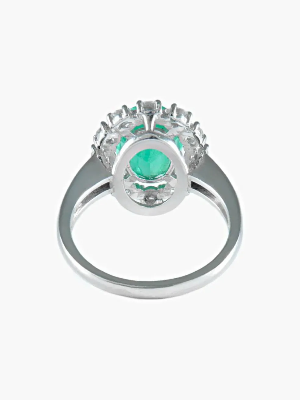 Bague émeraude taille ovale or blanc