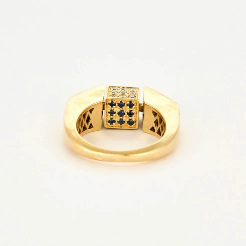 Bague moderne en or jaune, diamants, saphirs, rubis, émeraudes