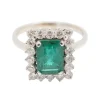 Bague moderne émeraude or blanc