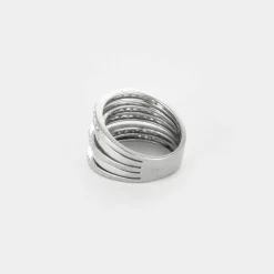 Bague moderne or blanc et diamants
