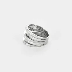 Bague moderne or blanc et diamants