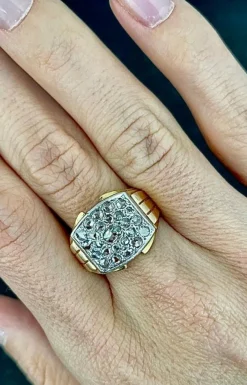 Bague modèle Tank d'époque 1940/50 deux ors diamants