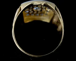 Bague modèle Tank d'époque 1940/50 deux ors diamants