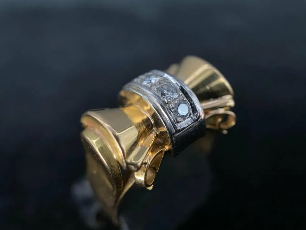 Bague modèle Tank d'époque 1940/50 deux ors diamants
