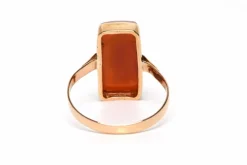 Bague Napoléon III en or jaune sertie d'un camée (agate)