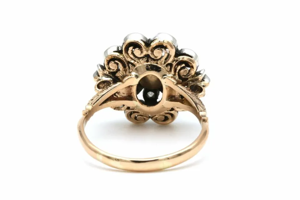 Bague Napoléon III en or jaune et argent, perle et diamants