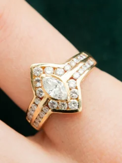 Bague Navette en Diamants, Or Jaune