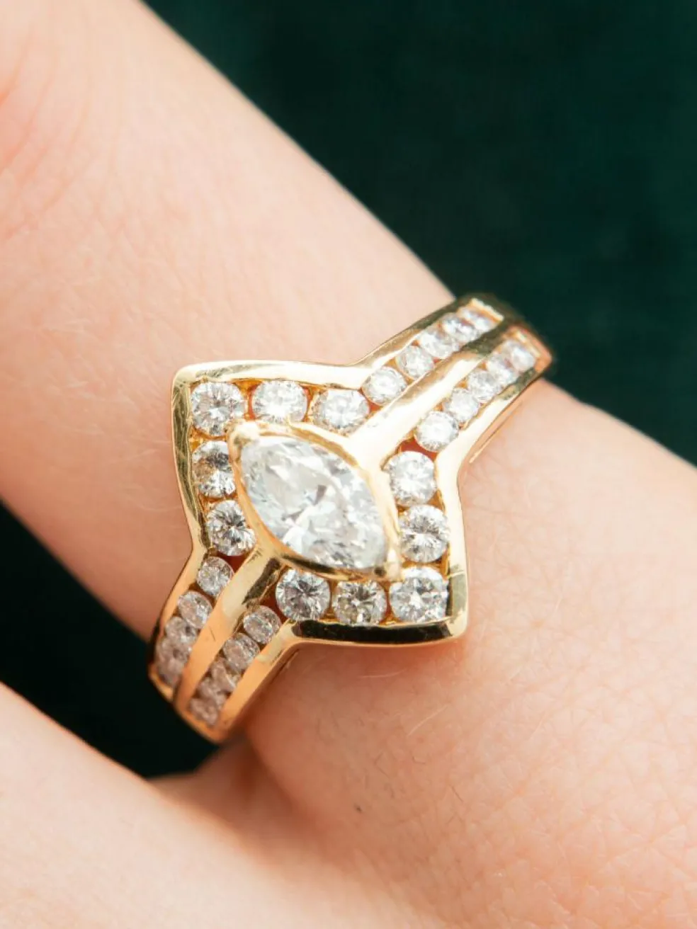 Bague Navette en Diamants, Or Jaune