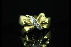 Bague noeud diamants