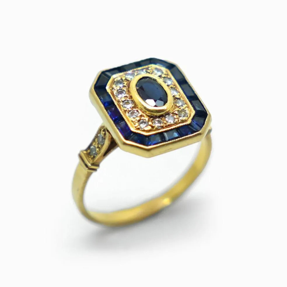 Bague Octogonale en or jaune, saphir et diamants