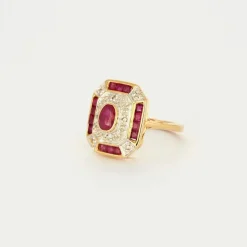 Bague Octogonale en or jaune, rubis, diamants