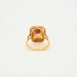 Bague Octogonale en or jaune, rubis, diamants