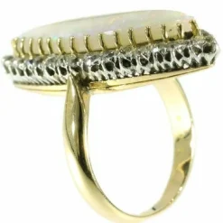 Bague opale et diamant