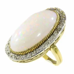 Bague opale et diamants