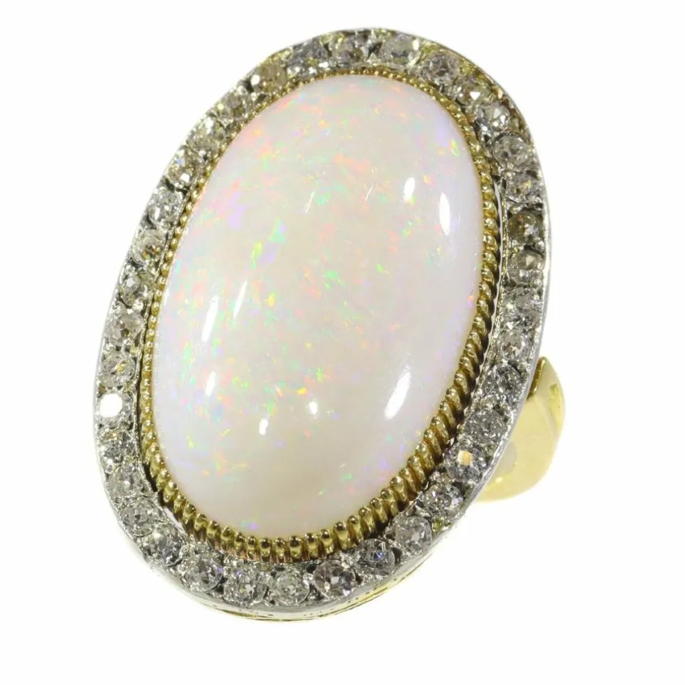 Bague opale et diamants