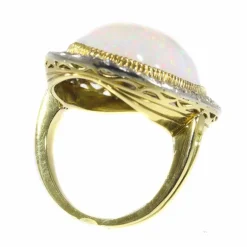 Bague opale et diamants