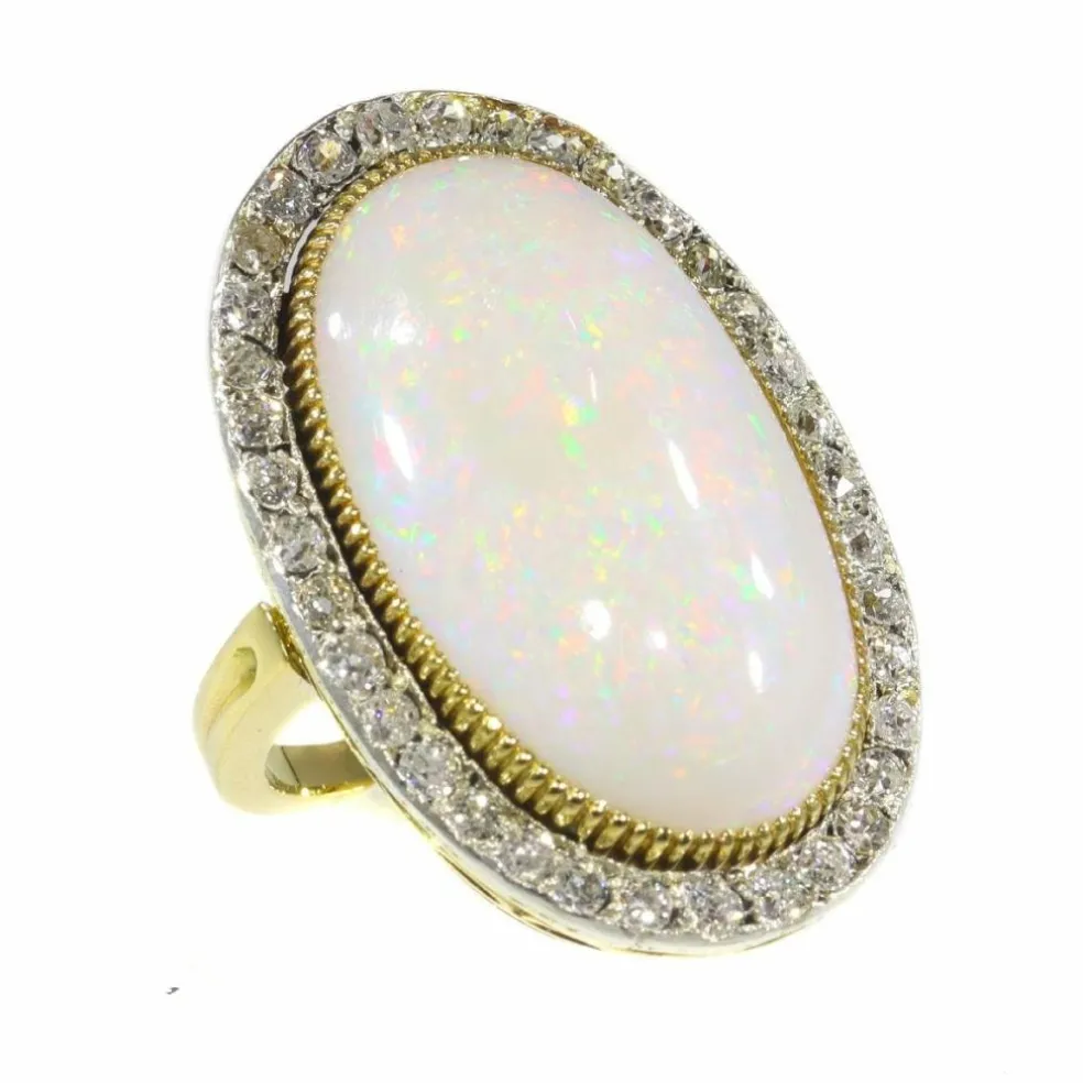 Bague opale et diamants
