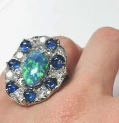 Bague opale noire d'Australie Lightning Ridge