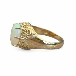 Bague opale or jaune 18 carats