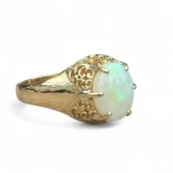 Bague opale or jaune 18 carats