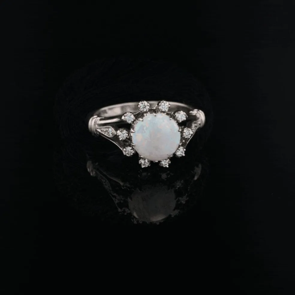 Bague opale ronde diamants or blanc