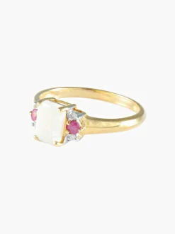 Bague opale taille émeraude et rubis or jaune