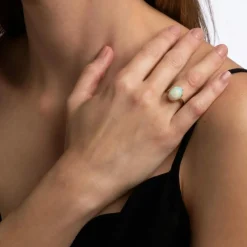 Bague opale éthiopienne bijoux de cocktail vintage en or jaune