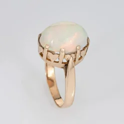 Bague opale éthiopienne bijoux de cocktail vintage en or jaune