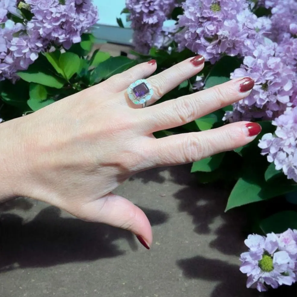 Bague or blanc améthyste opale