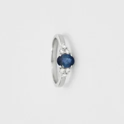 Bague or blanc avec saphir bleu et diamants