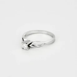 Bague or blanc diamant
