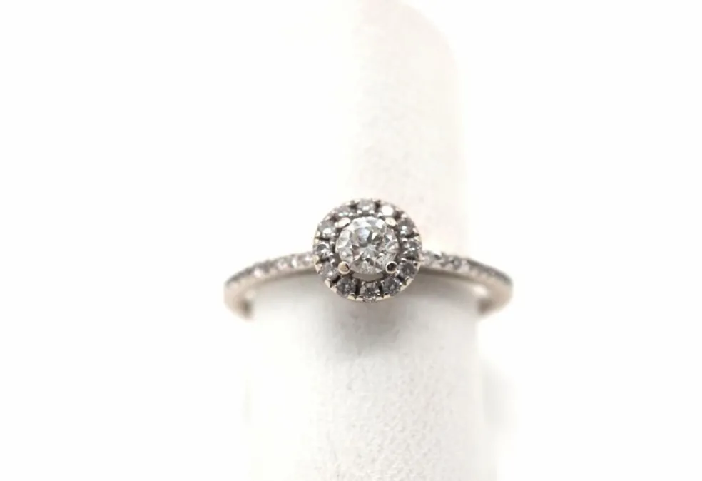 Bague or blanc diamants