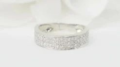 Bague or blanc diamants