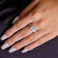 Bague or blanc diamants