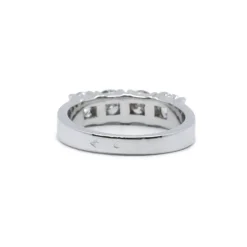 Bague or blanc diamants