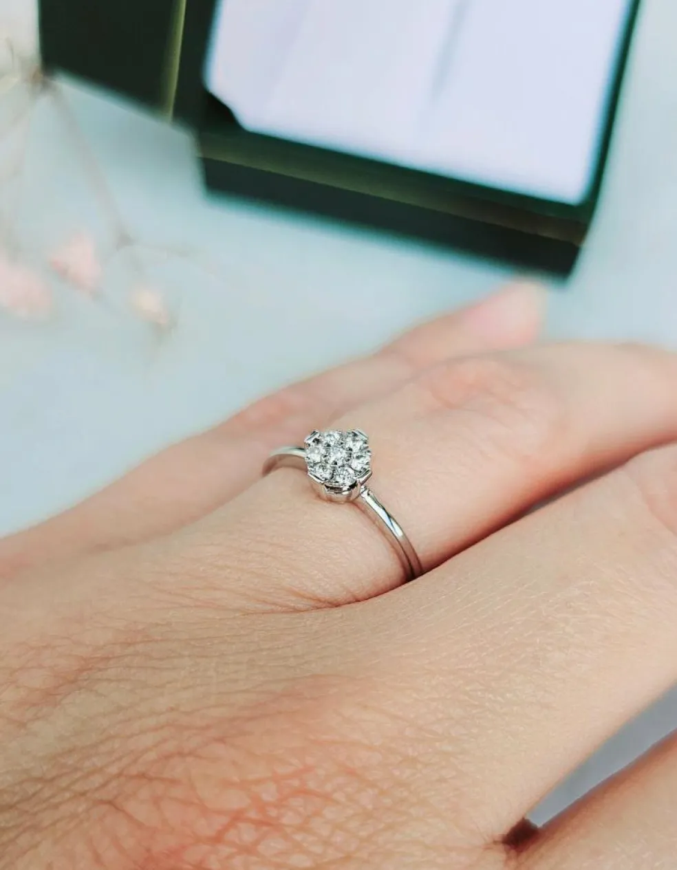 Bague or blanc diamants