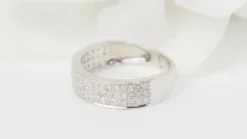 Bague or blanc diamants